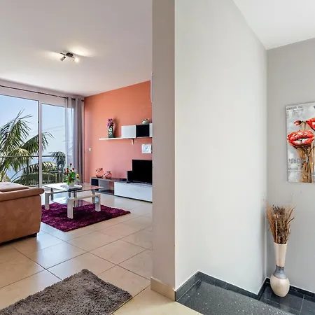 Villa Isabel 65 *